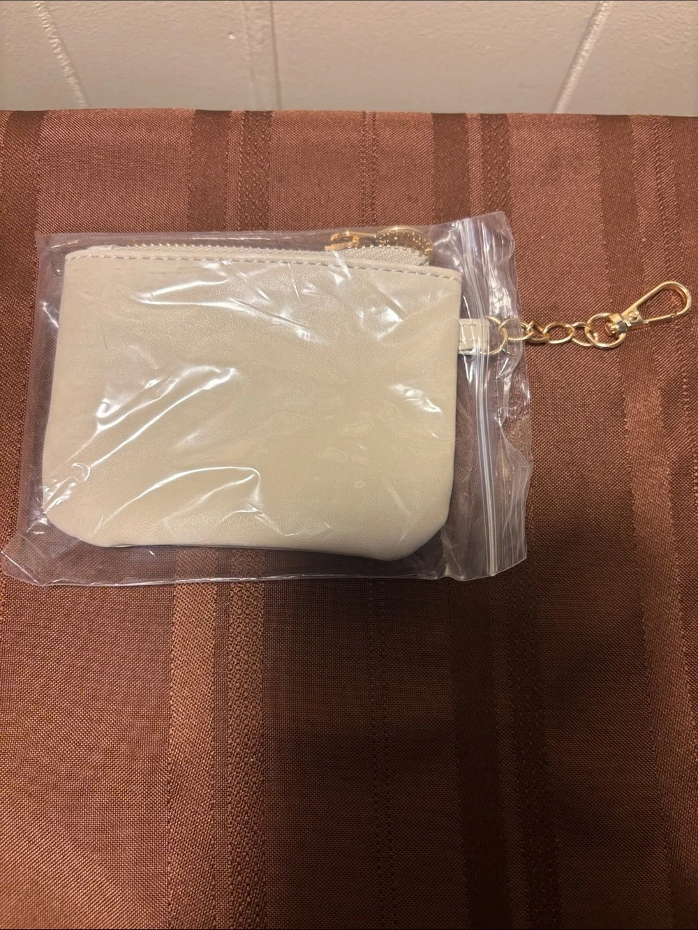NWT Valentino Orlando Cream Satchel Crossbody & Removable Wallet Set
